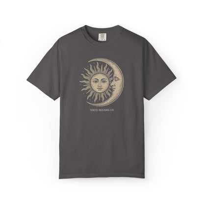 Sun & Moon Embrace